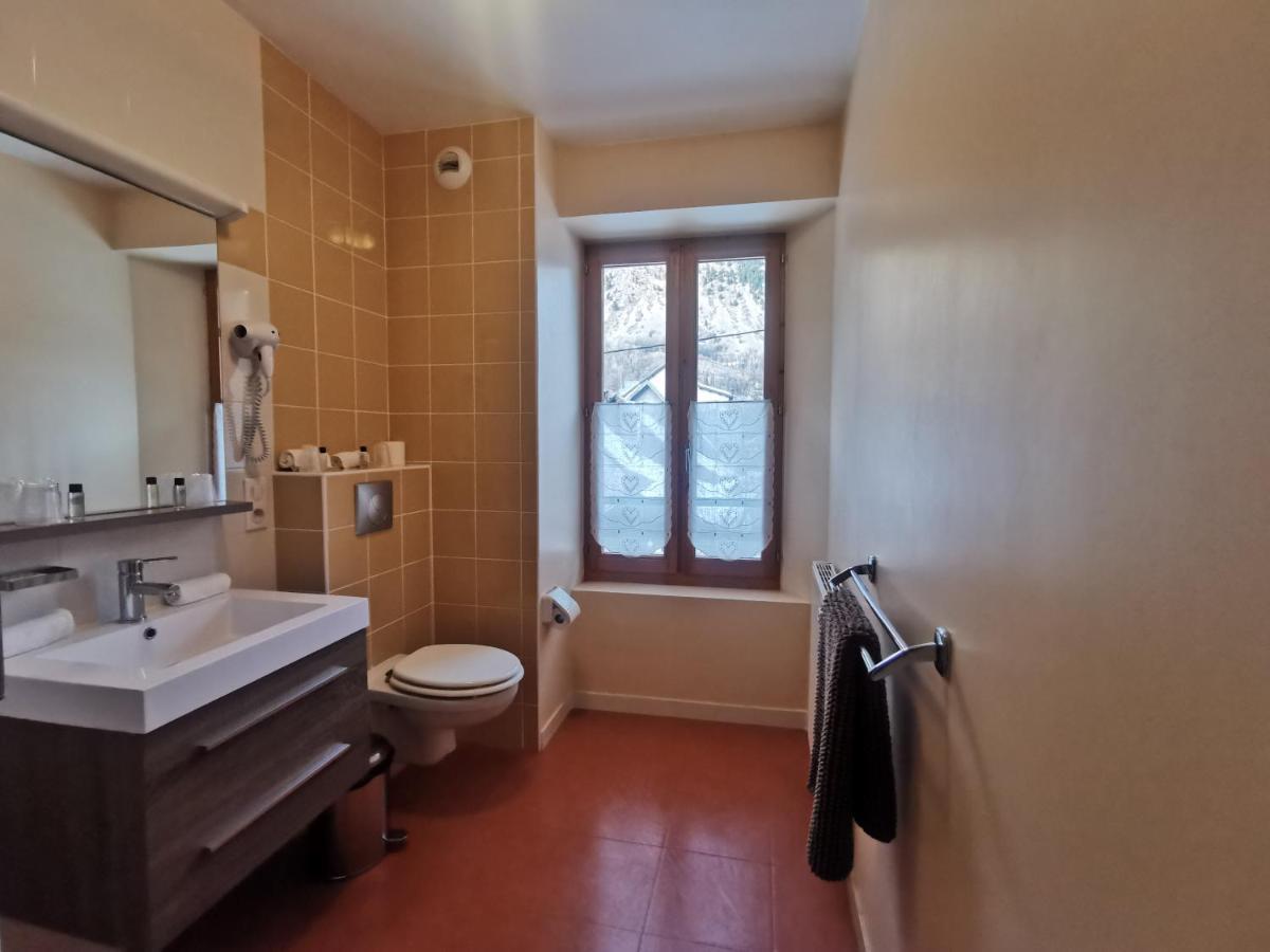 Auberge Du Freney 勒弗勒内-杜瓦桑 外观 照片
